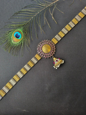 Minimal kandora waist chain jewellery for modern ethnic and contemporary drape styling