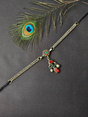 Heritage Necklace with Regal Appeal