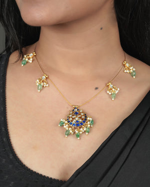 Lightweight Jadau Pachi Kundan necklace for comfortable festive wear