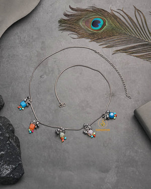 Minimal kandora waist chain for modern ethnic outfit styling