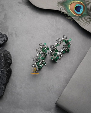 Handcrafted elegant bangles set with traditional kangan for daily wear occasions