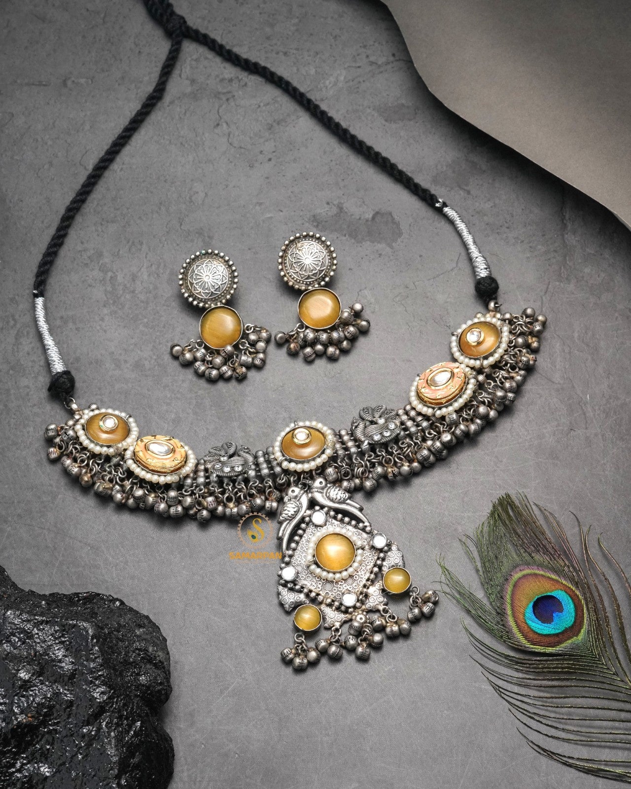 Tribal inspired necklace set for contemporary ethnic styling