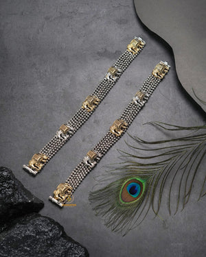 Minimal chain anklet for women and girls lightweight everyday wear anklet with simple modern design