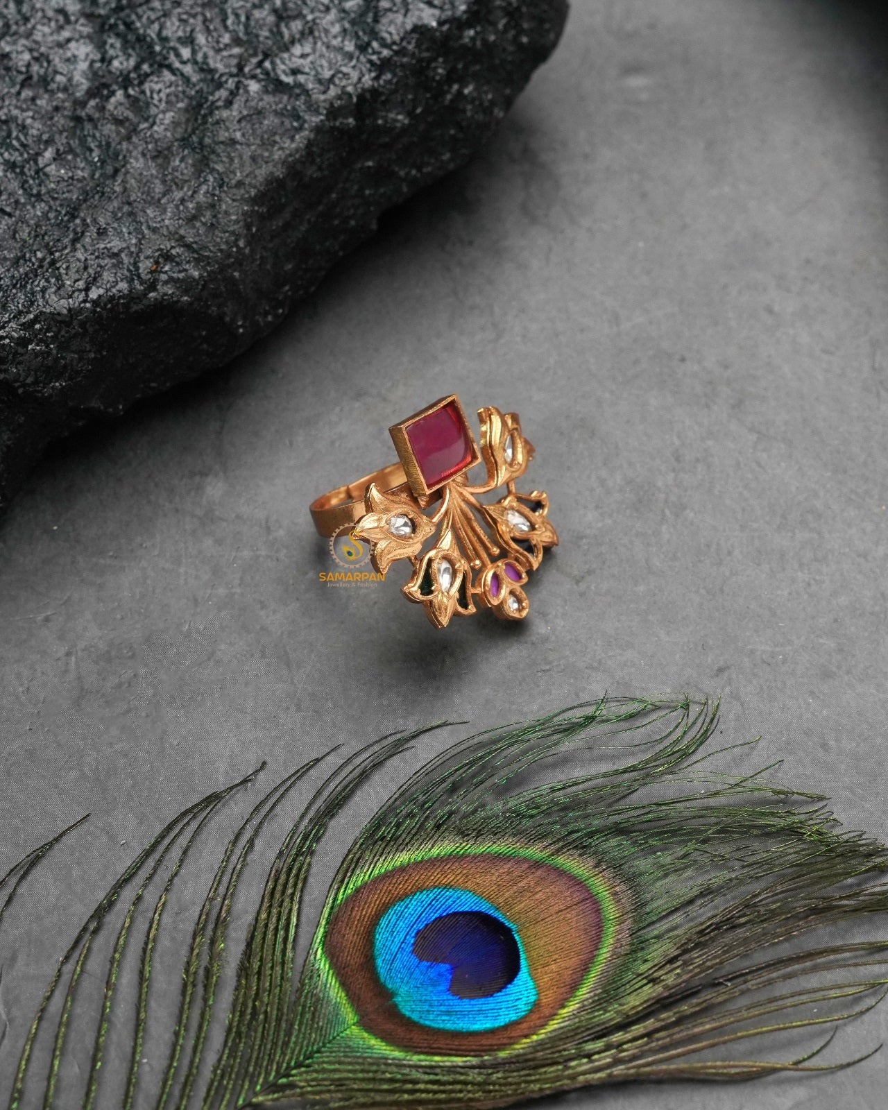 Heirloom style golden heritage ring with legacy inspired detailing