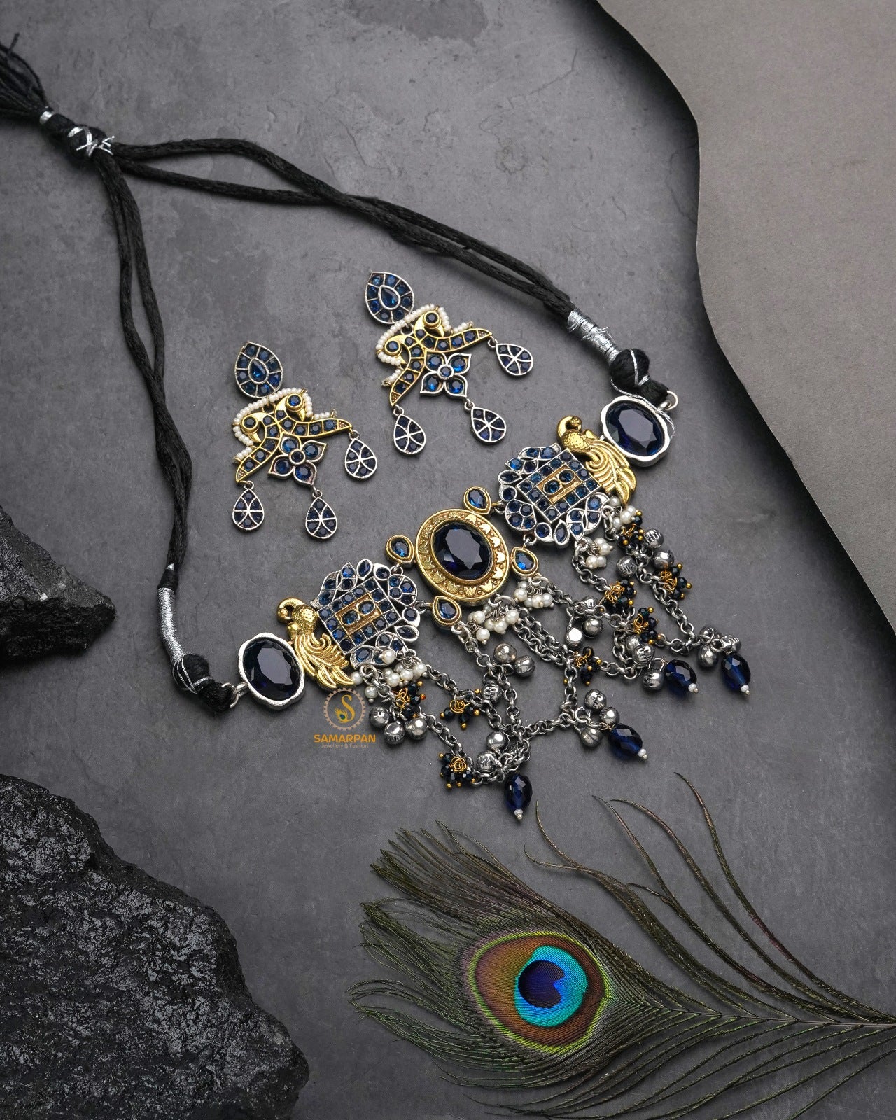 Tribal inspired necklace set for contemporary ethnic styling