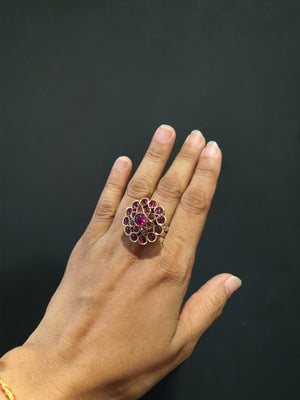 Ethnic fusion trending ring with traditional and modern balance