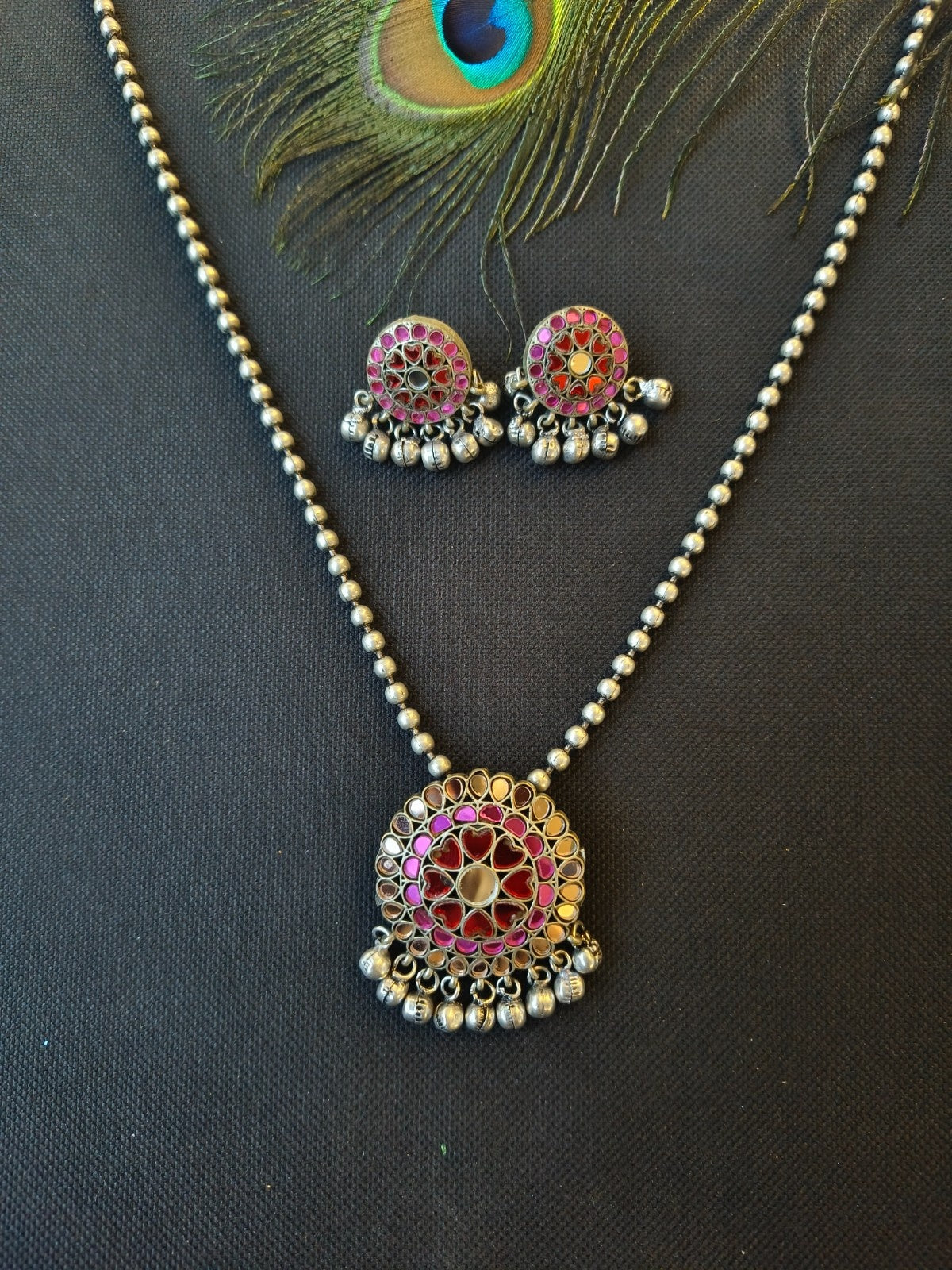 Stylish Fusion Pendant Set for Indo Western Dresses - PS3000-1