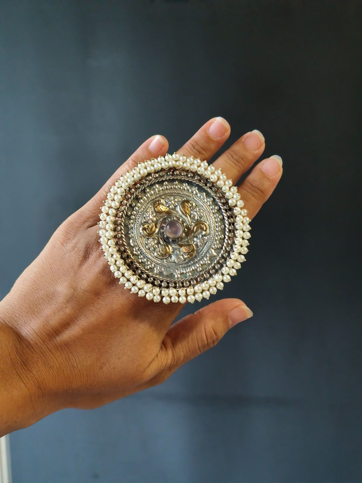 Occasion wear fusion trending ring with refined visual depth
