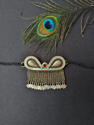 Heritage necklace with old world charm and classic appeal