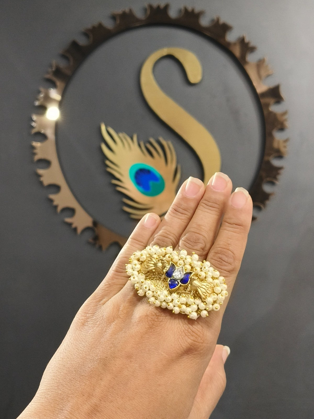 Classic fusion trending ring with timeless trend aware style