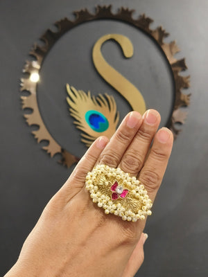 Classic fusion trending ring with timeless trend aware style