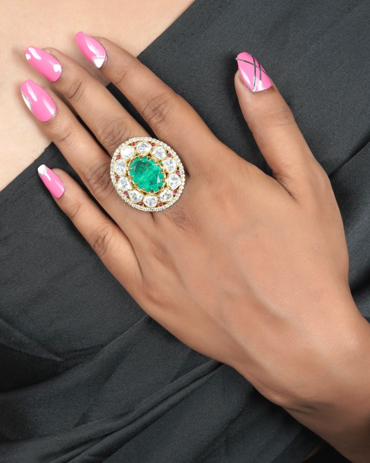 Statement antique Kundan ring with bold traditional appeal