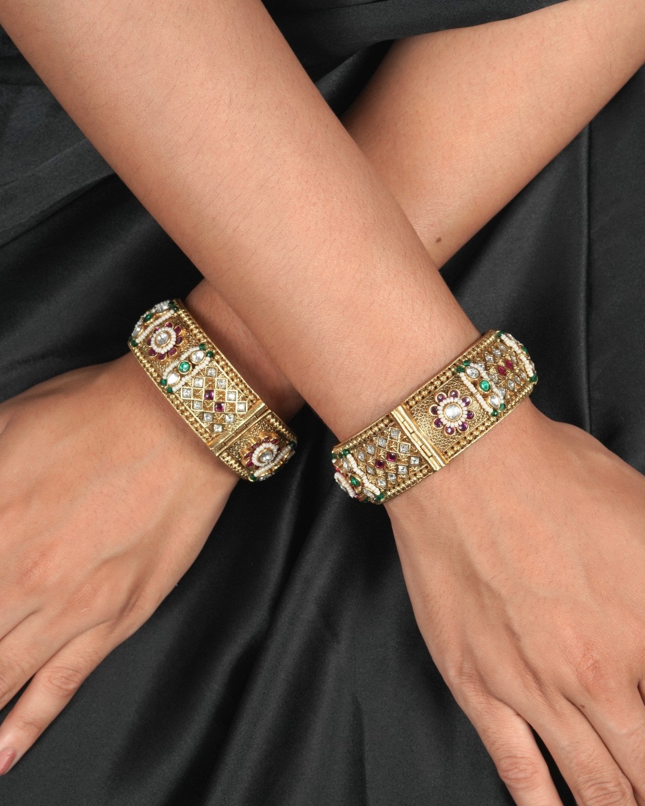 Classic Indian antique bangles and kundan kangan set with intricate ethnic detailing