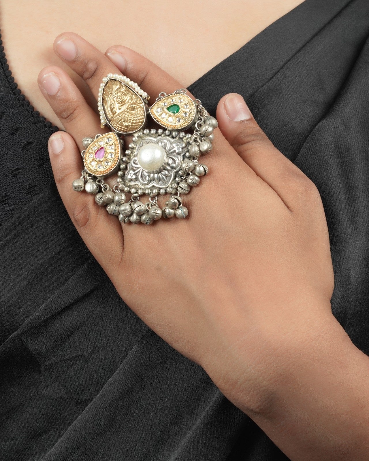 Celebration fusion trending ring with festive visual energy