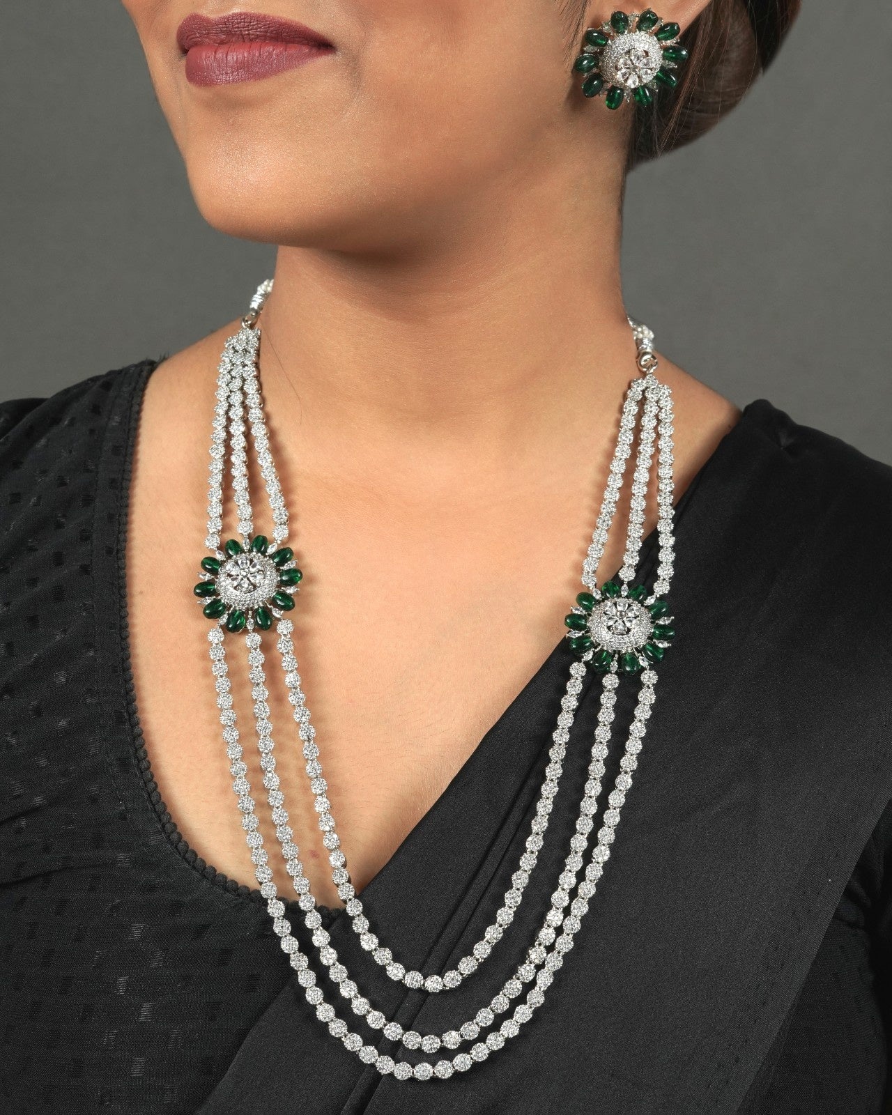 Diamond look necklace set with earrings for saree and lehenga styling