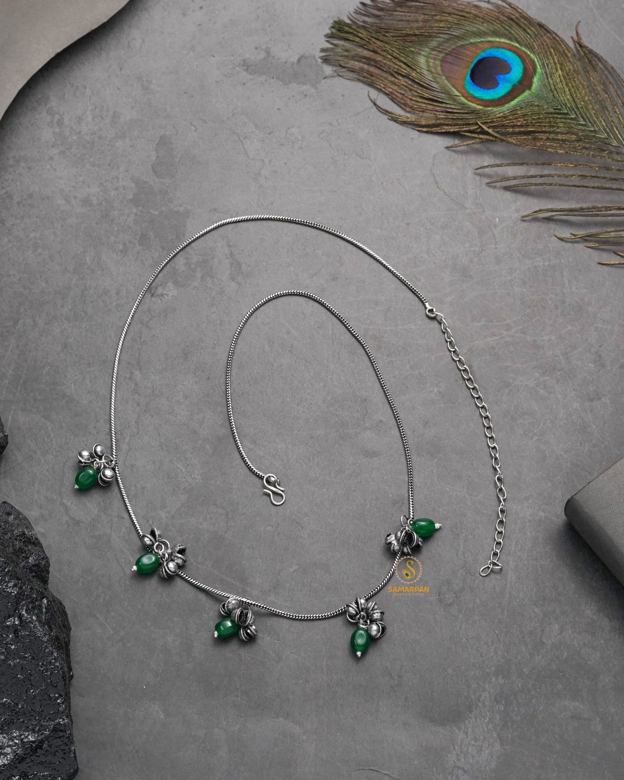 Green Classic kandora waist chain jewellery styled with traditional saree