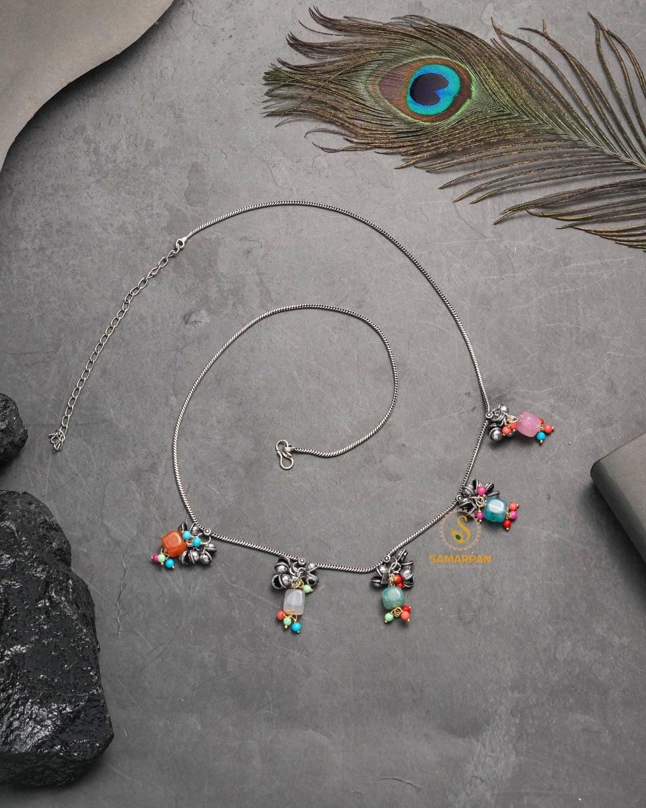 Minimal kandora waist chain for modern ethnic outfit styling