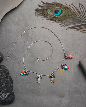 Minimal kandora waist chain for modern ethnic outfit styling