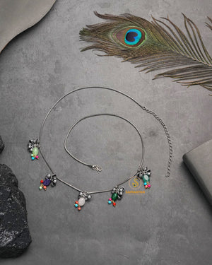 Minimal kandora waist chain for modern ethnic outfit styling