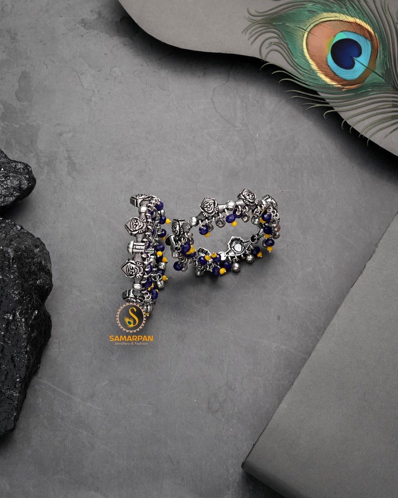 Elegant ethnic bangles and kangan set for daily traditional look