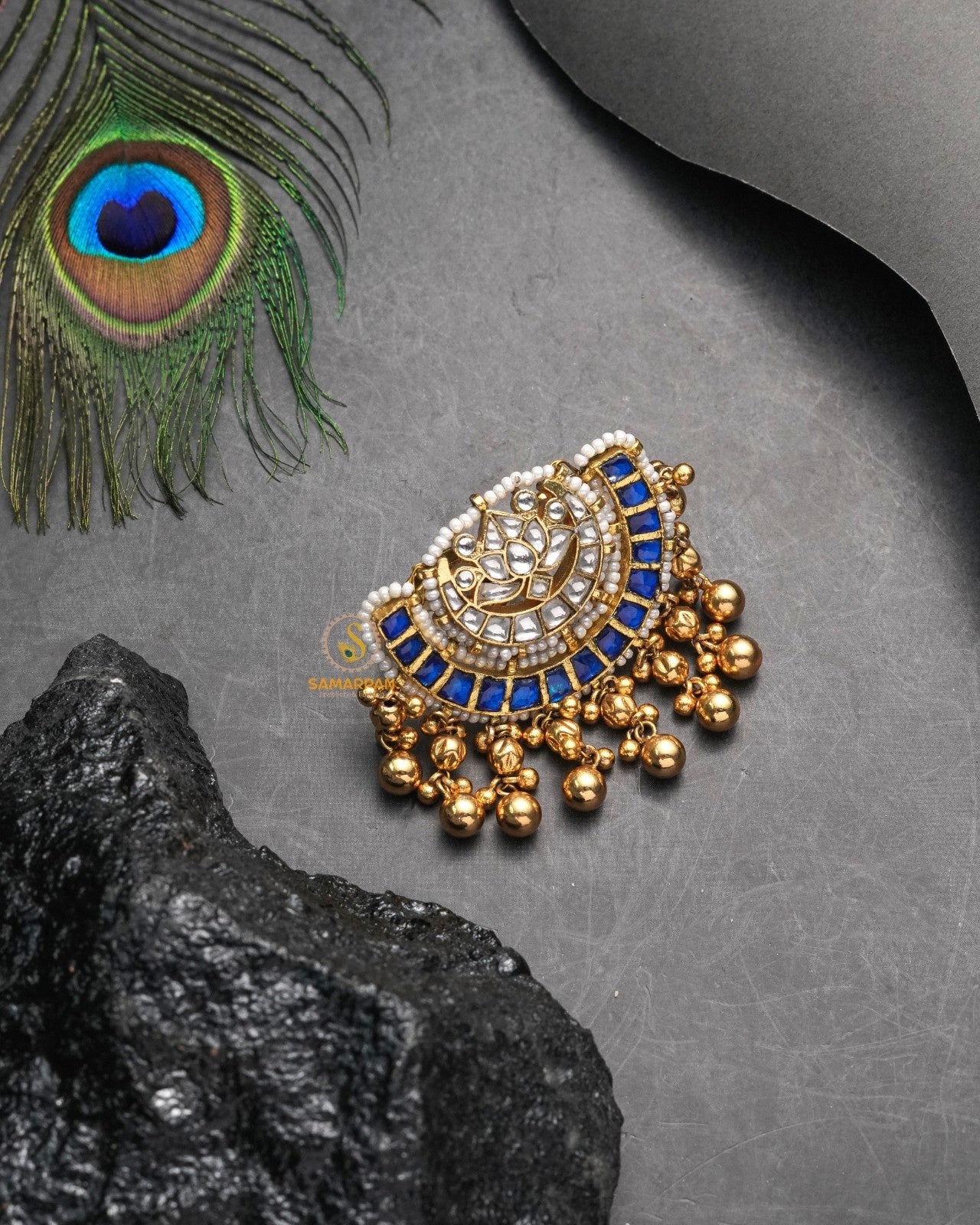 Contemporary Designed By Samarpan ring with modern and traditional fusion appeal