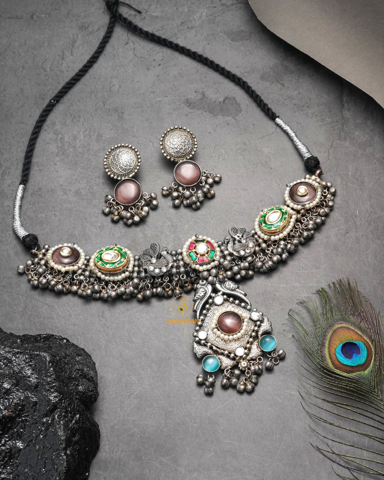 Grand antique necklace set for traditional celebrations and festive wear
