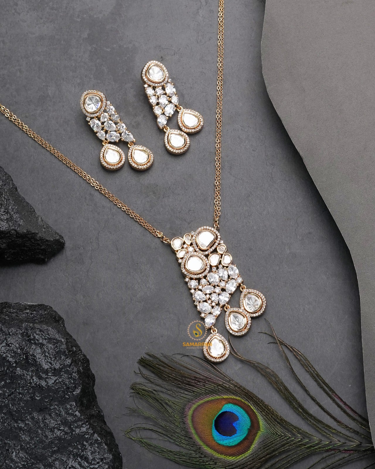 heirloom-inspired polki moissanite pendant set for women