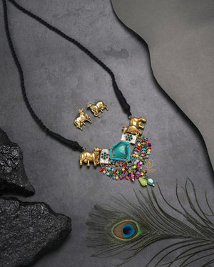 Ethnic necklace set for women by Samarpan Fashion for festive and party wear