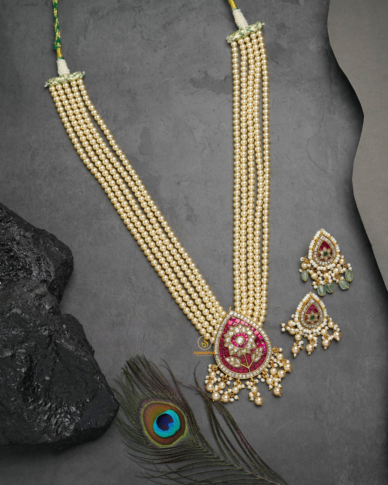 heritage rajasthani charm jadau kundan pendant set with matching earrings