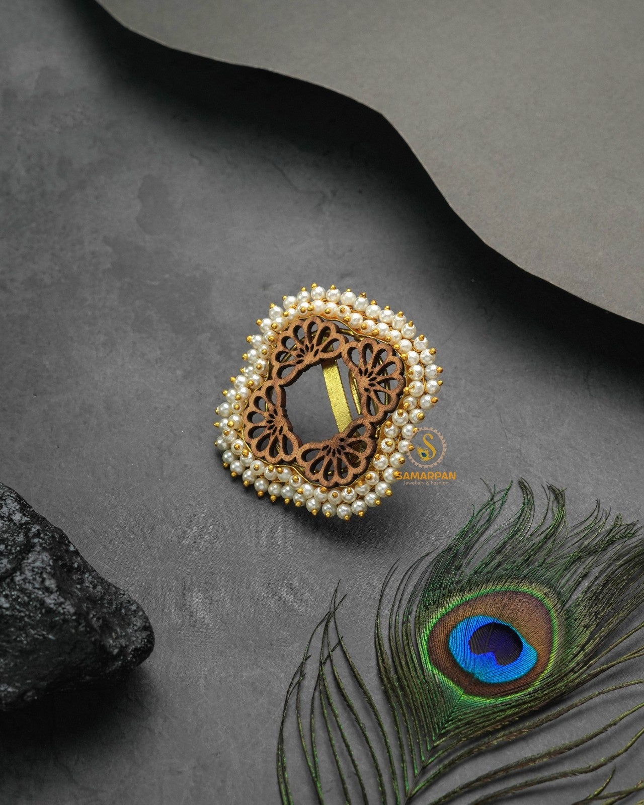 Party wear metallic golden glow ring with festive light-catching shine