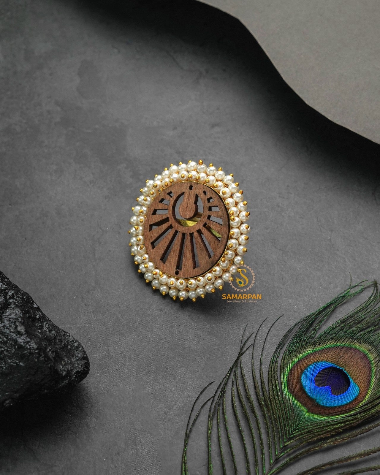 Polished metallic golden glow ring with sleek put-together appeal