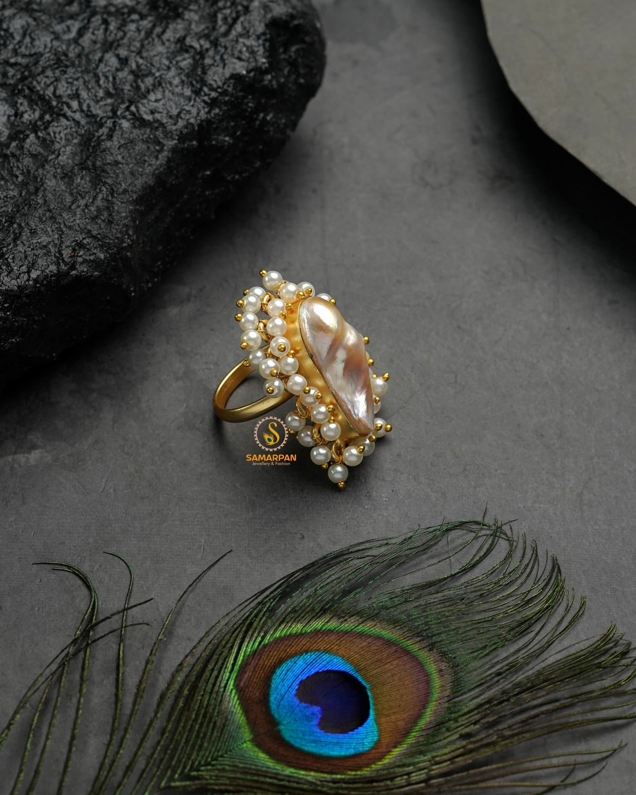 Designer metallic golden glow ring with polished premium styling