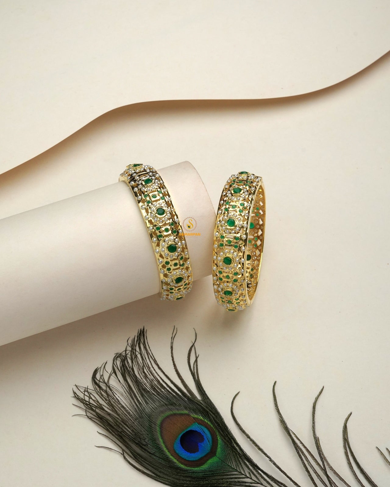 Heirloom-inspired antique kundan bangles and kangan set with detailed craftsmanship for bridal and festive wear