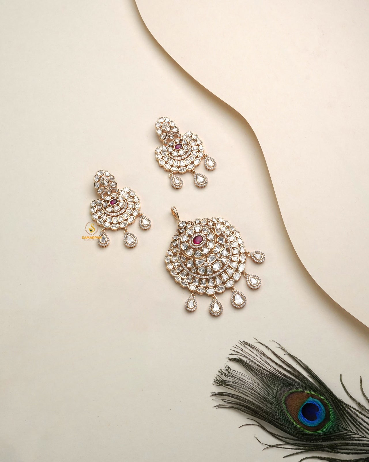 occasion wear polki moissanite pendant set for women