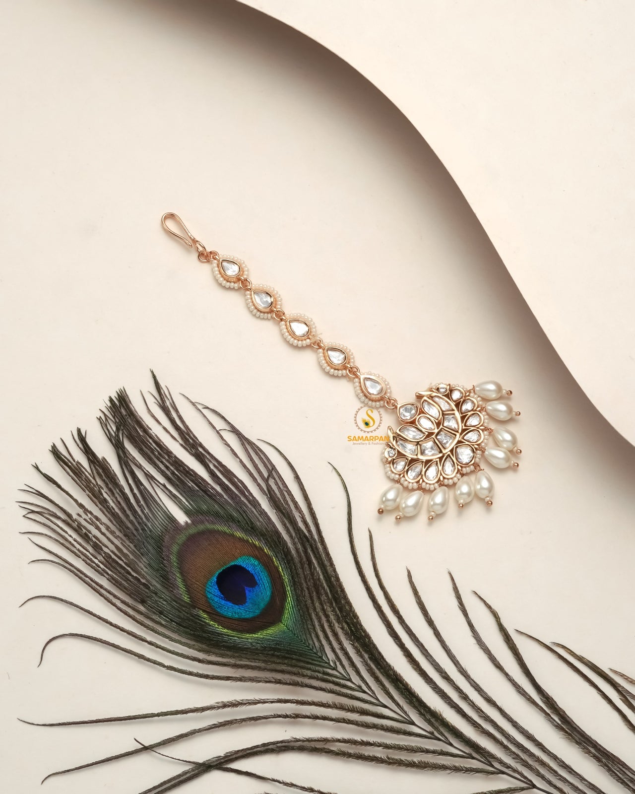 heritage maang tikka